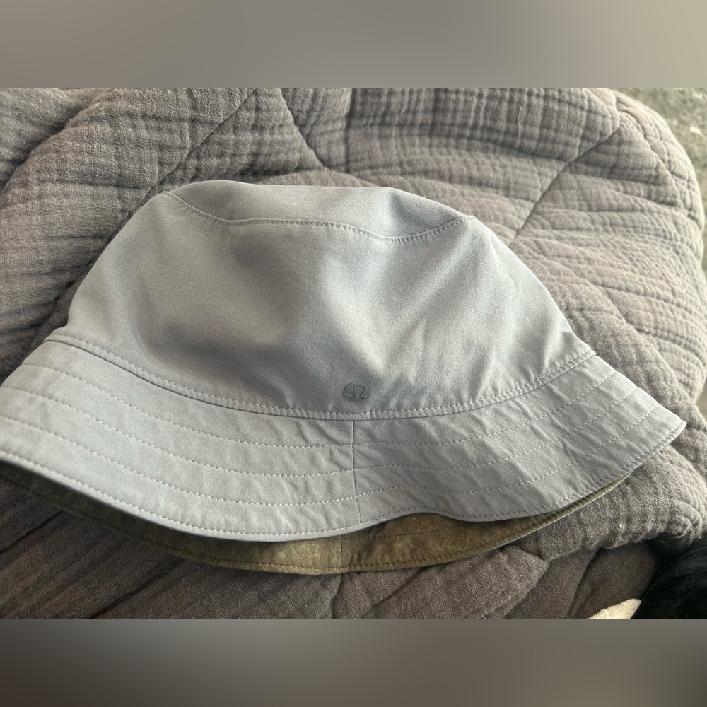 Lululemon both ways reversible bucket hat